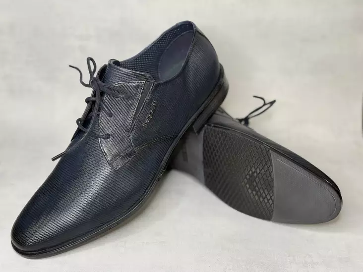 Bugatti 312-AFY02-1100 puolikenkä - Miesten nauhalliset juhlakengät - AFY024100 - 1