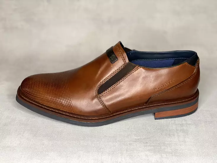 Bugatti AES60C nauhaton puolikenkä - Miesten nauhattomat kävelykengät - AES604100 - 1