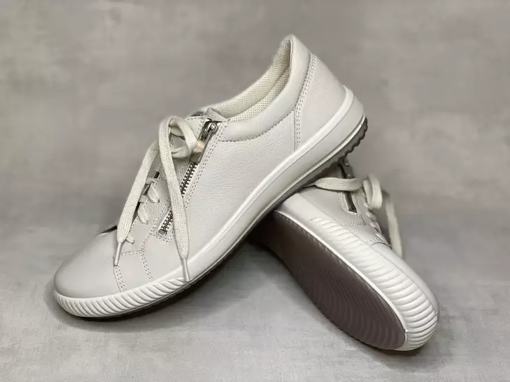 Legero Tanaro 5.0 OffWhite citytennari - Naisten nauhalliset kävelykengät  - 0011621000 - 1