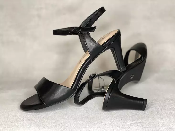 Tamaris 28008-20 020 remmisandaali - Naisten arkisandaalit - 2800820020 - 1