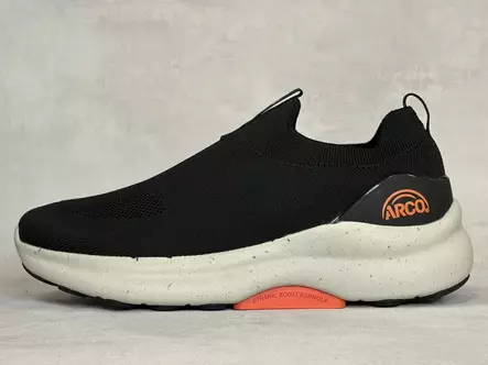 Arco 1 Black nauhattomat lenkkarit - Naisten nauhalliset kävelykengät  - 936901 - 2