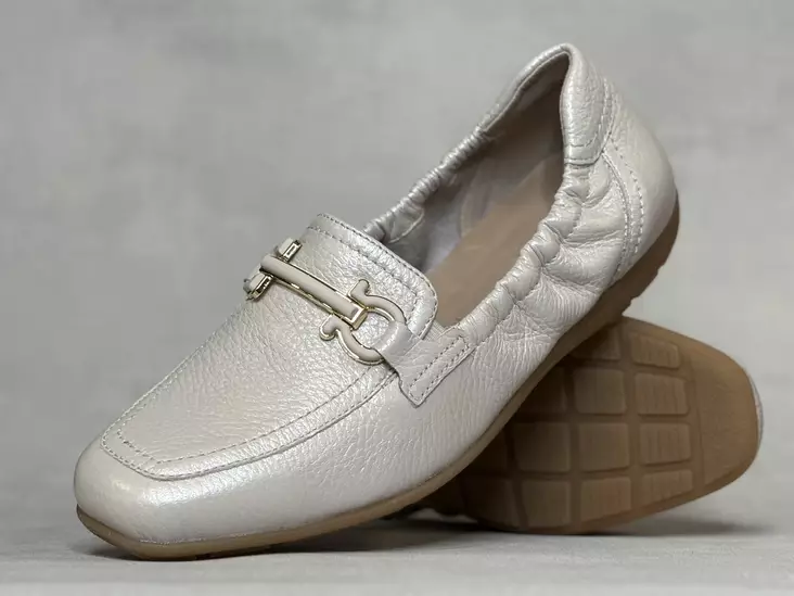 Caprice 24654-42 131 kävelykenkä - Naisten nauhattomat kävelykengät - 2465442131 - 1