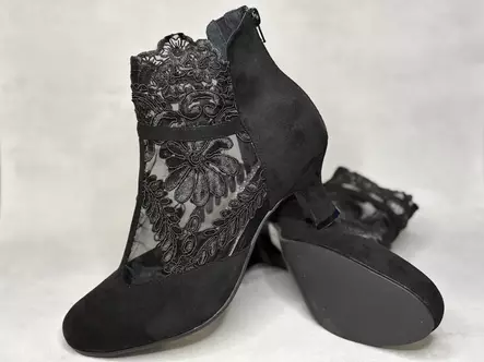 Chantana BM nilkkuri pitsisivulla - Remmilliset korkokengät - 64192242 - 1