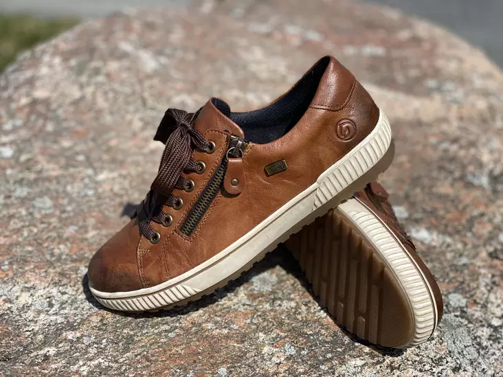 Remonte D0700-22 kävelykengät - Naisten matalavartiset tennarit - D070022 - 1