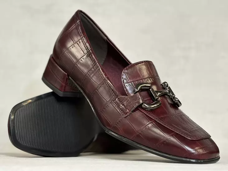 Tamaris 24316-43 552 Merlot Croco loafer - Naisten nauhattomat kävelykengät - 2431643552 - 1