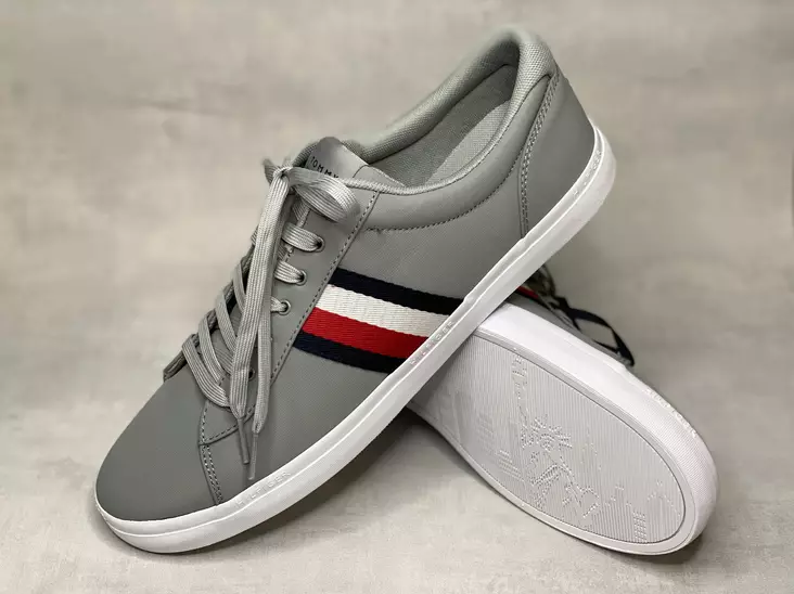 Tommy Hilfiger Iconic Vulc Stripes Mesh - Miesten matalavartiset tennarit - FM05072 - 1