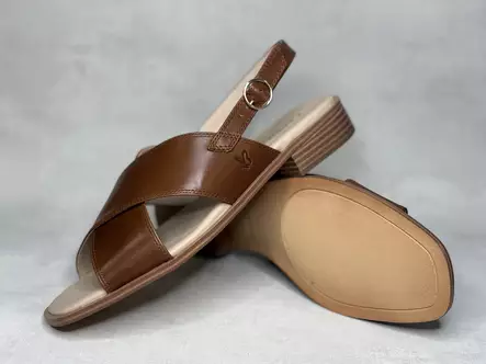 Caprice 28203-44 303 sandaali - Naisten arkisandaalit - 2820344303 - 1