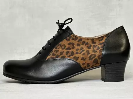 Vintro Siiri Crust Black Leopardo - Naisten korolliset kävelykengät - 9554023 - 2