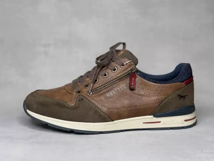 Mustang 4154-313-333 kävelykengät - Miesten matalavartiset tennarit - 4154313333 - 1