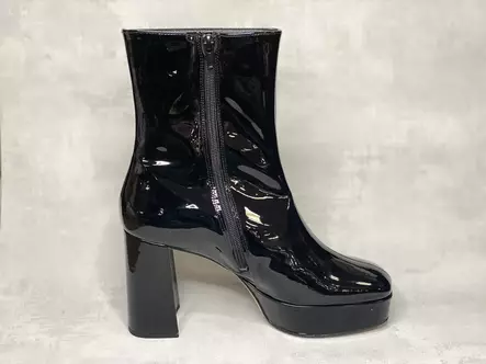 Högl 6914 Tolppakorkoinen nilkkuri - Naisten korkeakorkoiset nilkkurit - 106914 - 2