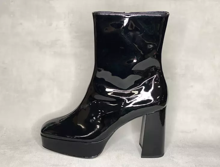 Högl 6914 Tolppakorkoinen nilkkuri - Naisten korkeakorkoiset nilkkurit - 106914 - 1