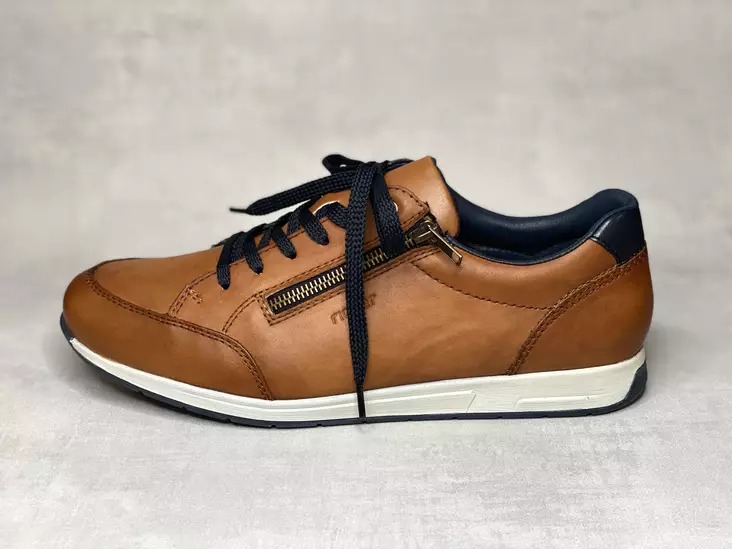 Rieker 11903-24 kävelykengät - Miesten nauhalliset kävelykengät - 1190324 - 1