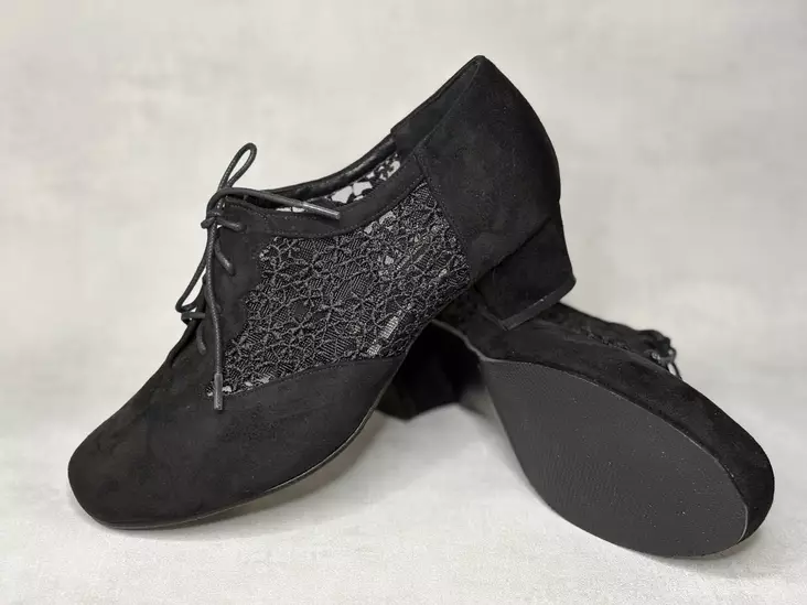 Chantana 630 laajalestinen pitsiavokas - Matalakorkoiset korkokengät - 63092215 - 1