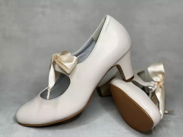 Chantana BPU avokas satiininauhalla - Remmilliset korkokengät - 19040215 - 1