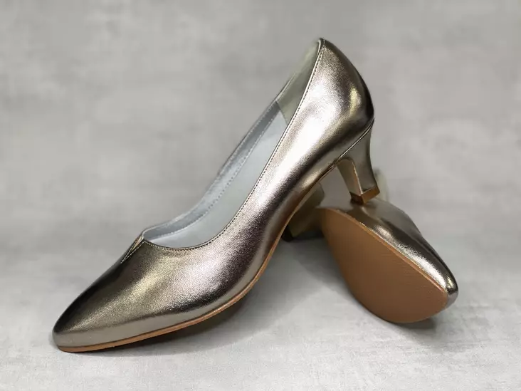 Chantana Champagne Gold avokas halkiolla - Klassiset avokkaat - 147088125 - 1