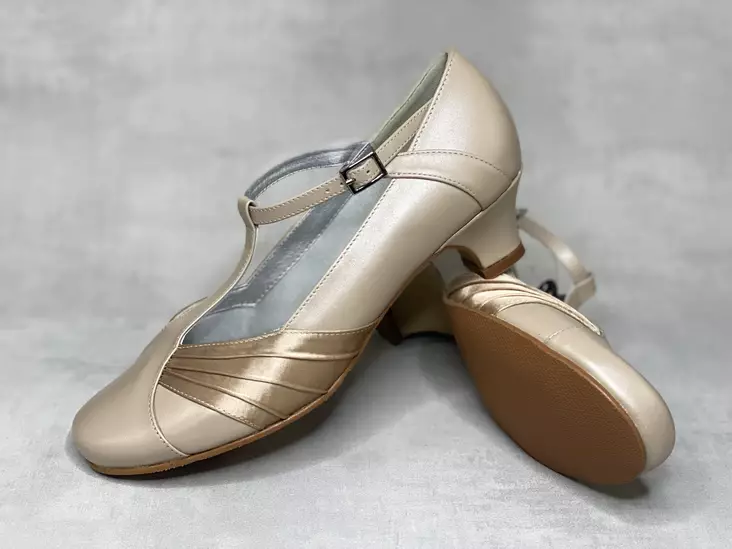 Chantana Nude Beige T-remmi avokas - Remmilliset korkokengät - 23561041315 - 1