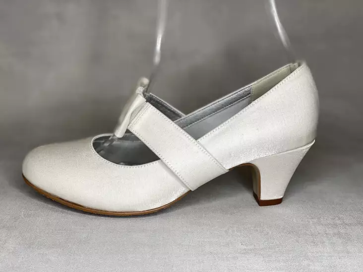 Chantana Off White Satin korkokenkä - Remmilliset korkokengät - 119348571215 - 1