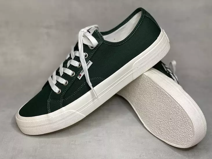 Tommy Jeans Lace Up Canvas - Miesten matalavartiset tennarit - EM01365 - 1