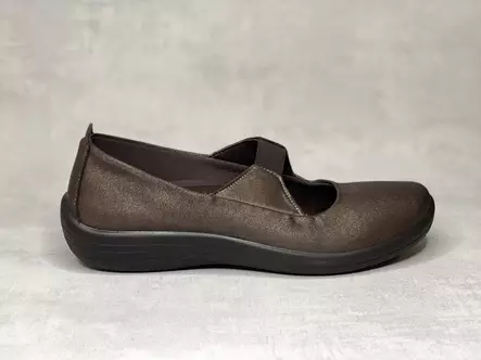 Arcopedico J68 kävelykengät Itatiaia - Naisten nauhattomat kävelykengät - J684606 - 2