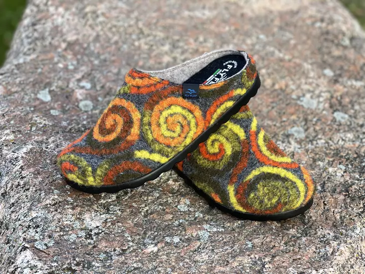 Fly Flot Orange aamutossu spiraalikuvio - Naisten sisäkengät ja tossut - 0525336858 - 1