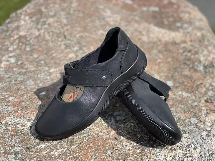 Arcopedico Nahanni J69 kävelykenkä - Naisten nauhattomat kävelykengät - 4656J69 - 1