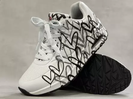 Skechers 155507 Uno Spread The Love - Naisten lenkkitossut ja urheilukengät - 155507WBG - 1