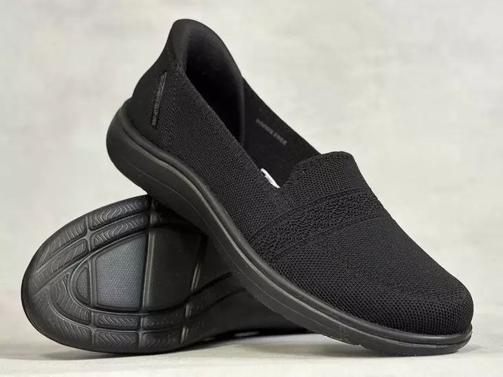 Skechers 138435BBK On The Go Sloane - Naisten lenkkitossut ja urheilukengät - 138435BBK - 1