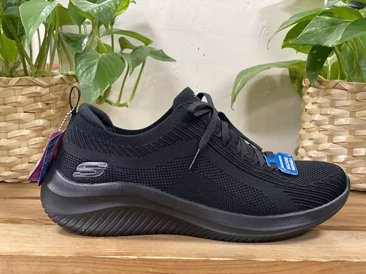 Skechers 149854 Womens Ultra Flex 3.0 - Naisten matalavartiset tennarit - 149854BBK - 1