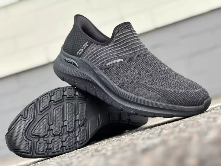 Skechers * 232952BBK Arch Fit Sultez - Miesten lenkkarit - 232952BBK - 1