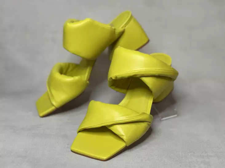 Carrano Mestico Lemon sandaali - Korolliset sandaalit - 572002L - 1