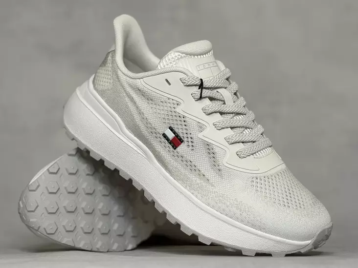 Tommy Jeans Sporty Knit Runner Ecru - Naisten matalavartiset tennarit - EN02962YBL - 1