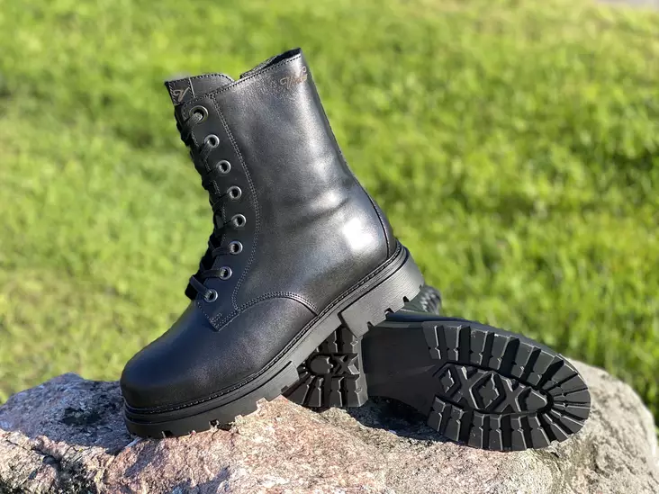 Vintro Sanni XL maihari Creste Black - Naisten maiharit - 715XL - 1