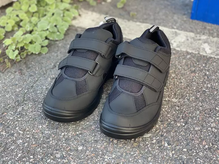 Kuoma TarraSport L Unisex Musta - Miesten lenkkarit - TarraSpo - 1