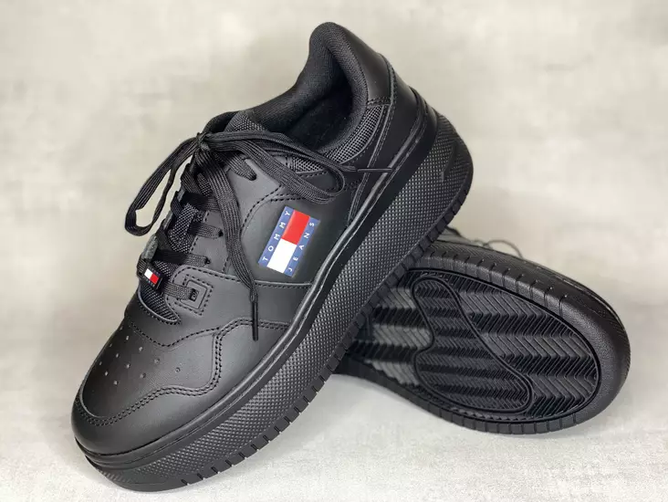 Tommy Jeans Retro Basket Flatform - Naisten matalavartiset tennarit - 02506BDS - 1