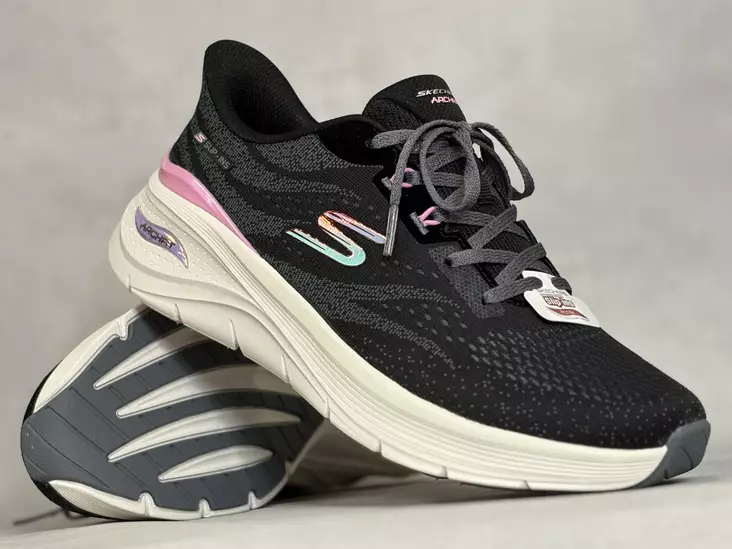 Skechers 150881/BKMT Arch Fit 3.0 - Naisten matalavartiset tennarit - 150881BKMT - 1