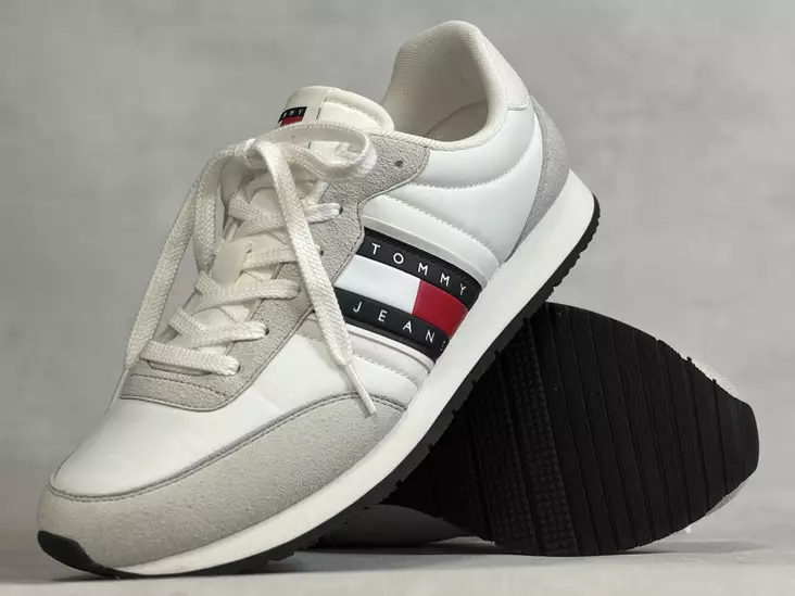 Tommy Jeans Classic Runner V kävelykenk - Miesten matalavartiset tennarit - 01709V - 1