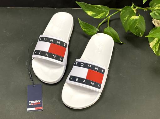 slides tommy