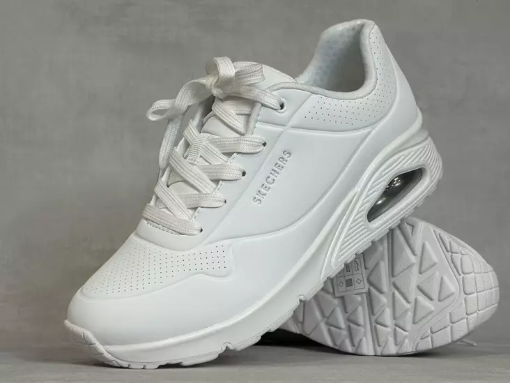 Skechers 73690WHT Uno Stand On Air - Naisten matalavartiset tennarit - 73690W - 1