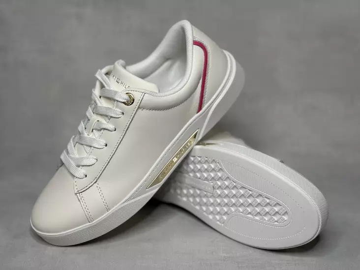 Tommy Hilfiger Chic Court Sneaker W - Naisten matalavartiset tennarit - FW08642AW - 1