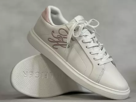 Tommy Hilfiger Icon Court Script - Naisten matalavartiset tennarit - 0936302Y - 1