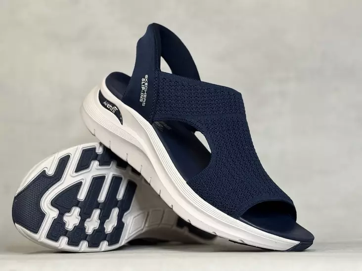 Skechers 119466/NVY Arch Fit 2.0 - Naisten arkisandaalit - 119466NVY - 1