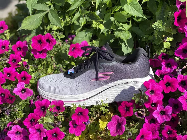 Skechers 129602BKGY Max Cushioning Elite - Naisten lenkkitossut ja urheilukengät - 129602BKGY - 1