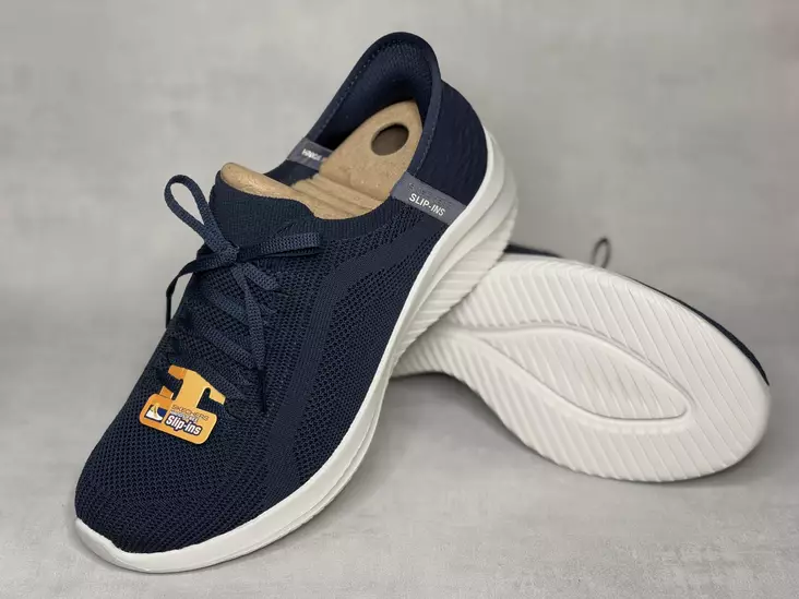 Skechers 149710W NVY Slip-ins lenkkari - Naisten matalavartiset tennarit - 149710Wnvy - 1