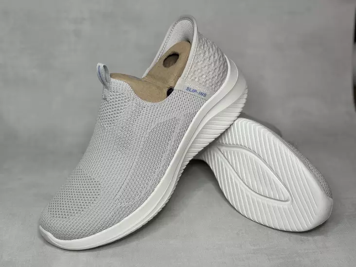 Skechers 150450LTGY Ultra Flex 3.0 - Naisten matalavartiset tennarit - 150450LTGY - 1