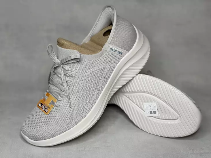 Skechers 150457LTGY Ultra Flex 3.0 - Naisten matalavartiset tennarit - 150457LTGY - 1